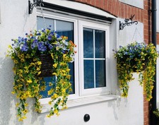 Artificial Hanging Baskets Full of Beautiful Flowers That Are Lasting and Easy !