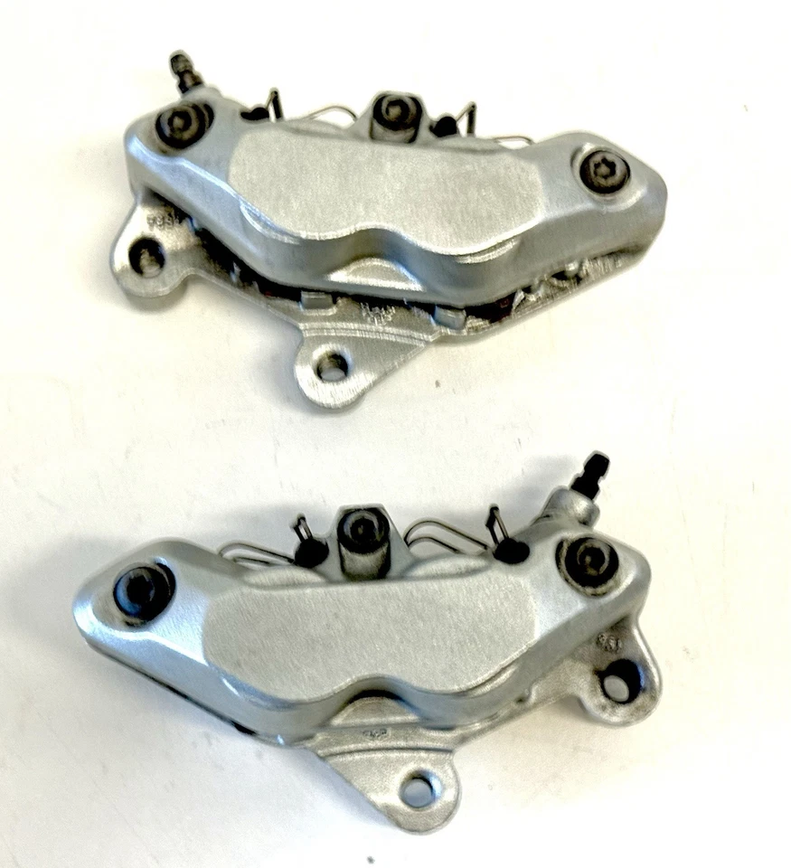 Genuine Brembo 65MM Front Brake Calipers Ducati 749 999 4 Pad/Piston Axial Mount - Image 4 of 4