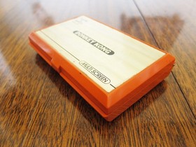 NINTENDO Donkey Kong Game and Watch in Good Condition (DK-52) 1982