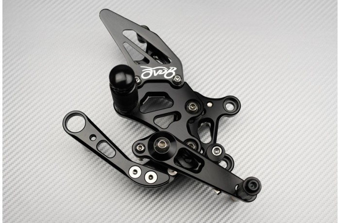 Commandes reculées Aprilia RSV4 1000 silver : améliorez vos performances sur circuit - 3