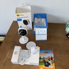 Yale Smart Living Home FHD Indoor Security Camera - White (SV-DFFI-W) with 64gb