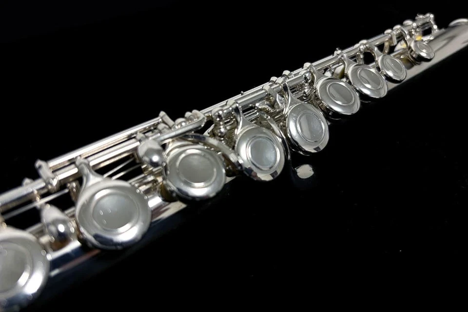 YAMAHA Flute YFL 211SII Silver Plated E Mechanism Professional Classic - Image 4 of 4