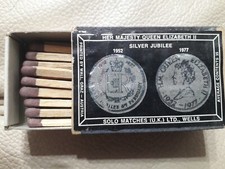 QUEEN ELIZABETH II SILVER JUBILEE UK MATCHBOX 1977 - with most of matches 