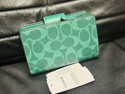 NWT Coach Medium Corner Zip Wallet In Signature Canvas Bright Jade