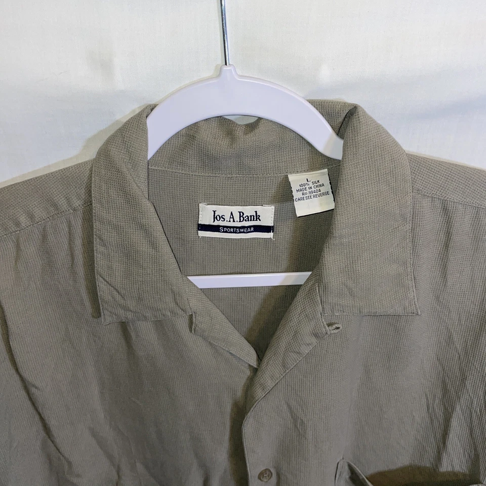 Jos. A. Bank Casual Shirt Mens Size Large Gray 100% Silk Button Up Short Sleeve - Image 3 of 4
