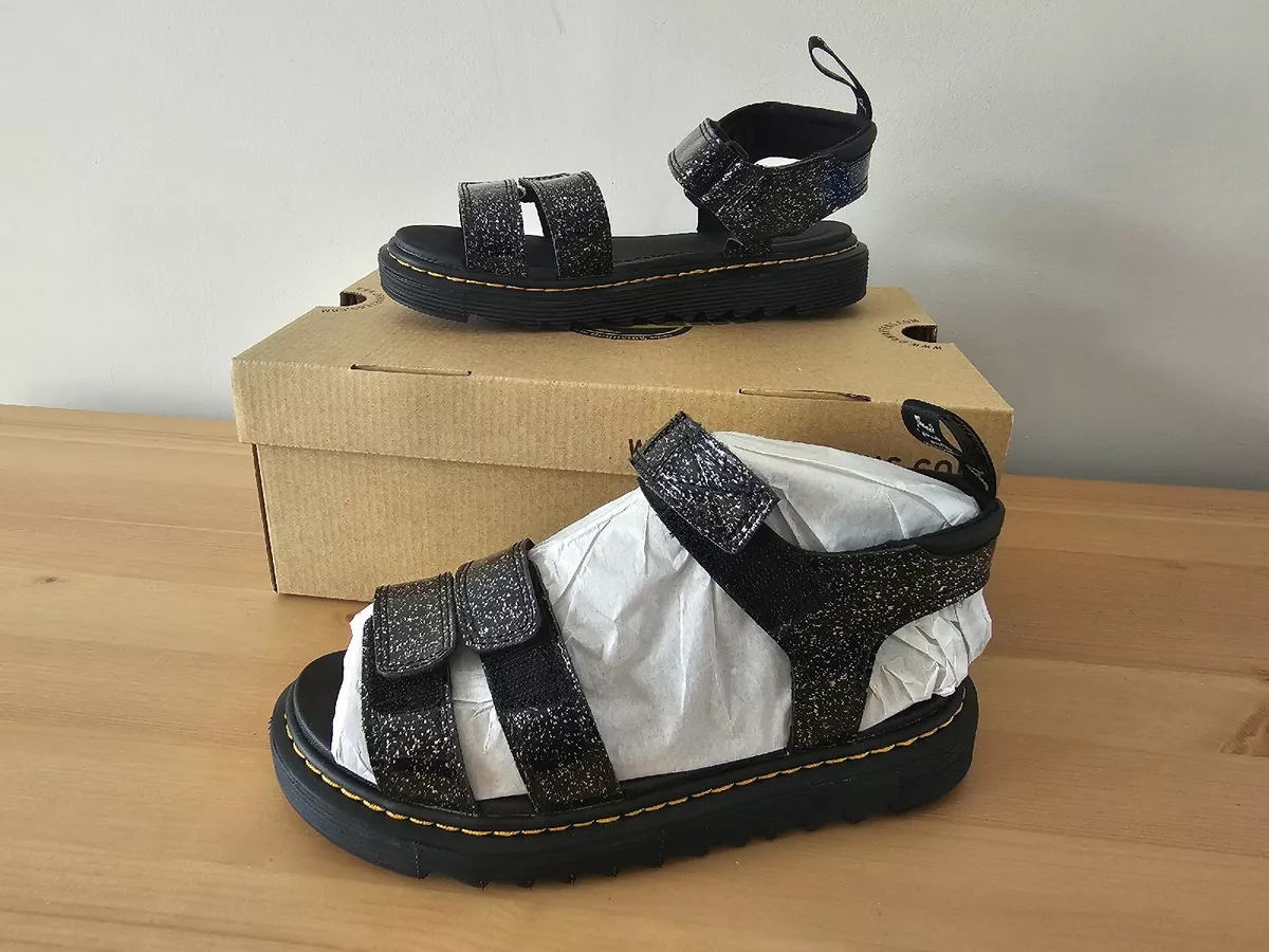 Dr martens cheap youth patent