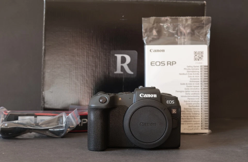 Canon EOS RP 26,2MP Digitale Systemkamera - Gewährleistung-Händler-Wie Neu - Bild 1 von 4