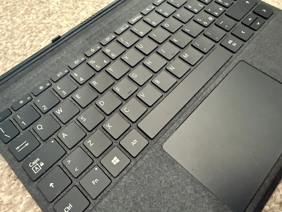 Genuine Microsoft Surface Go  1 2 3 4 Cover Keyboard Blue/Grey UK QWERTY - Image 3 of 4