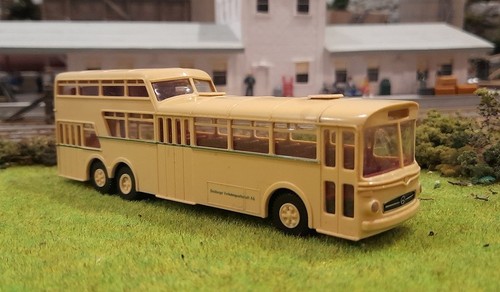 * 1/87 HO Scale * Brekina * Mercedes Benz 0 317 Coach * Autocar * Cream /Red - Picture 7 of 11