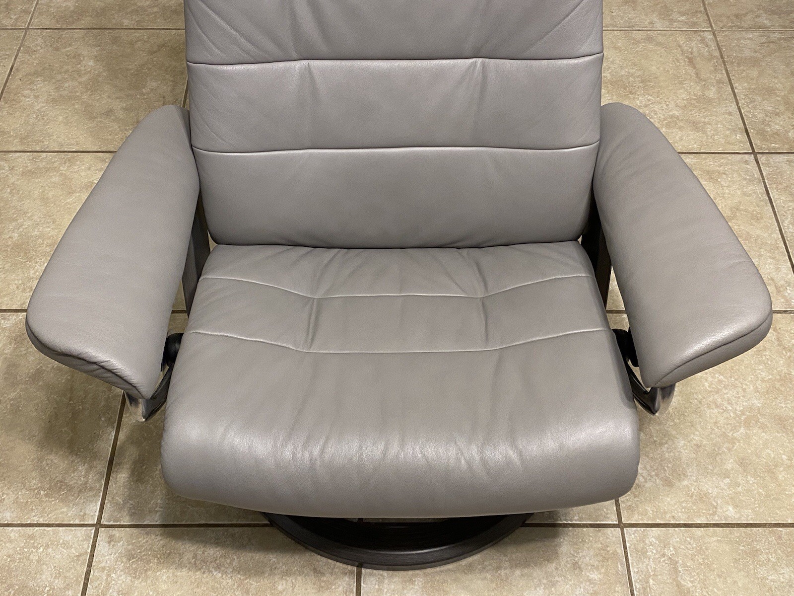 Ekornes Stressless SIGNATURE Leather Recliner Opal Chair Ottoman Furniture