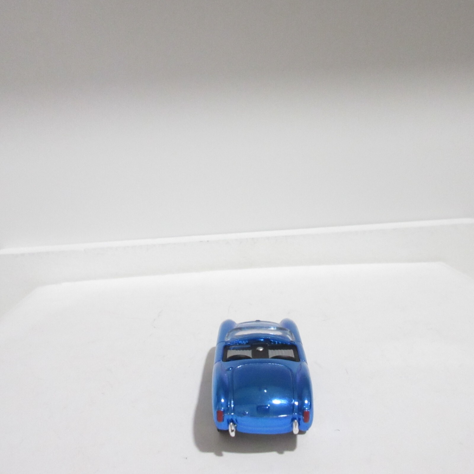Picture 4 of 6