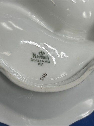 Gorgeous VICTORIA Czechoslovakia Porcelain Loop Handle Trinket Tray Candy Dish - Picture 6 of 6