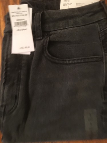 AMERICAN EAGLE OUTFITTERS CURVY MOM 