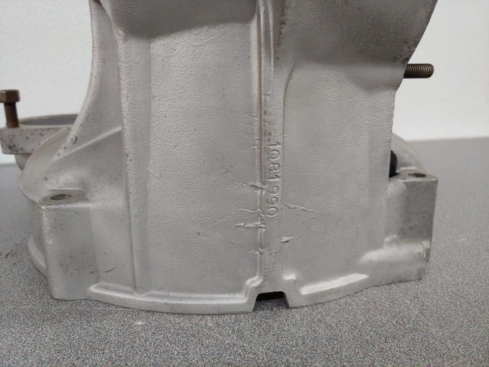 BONITA CARCASA CAMPANA CAJA TRANSMISIÓN PORSCHE912 USADA 902/01 1081990 15/68 #8 Foto 3 de 4