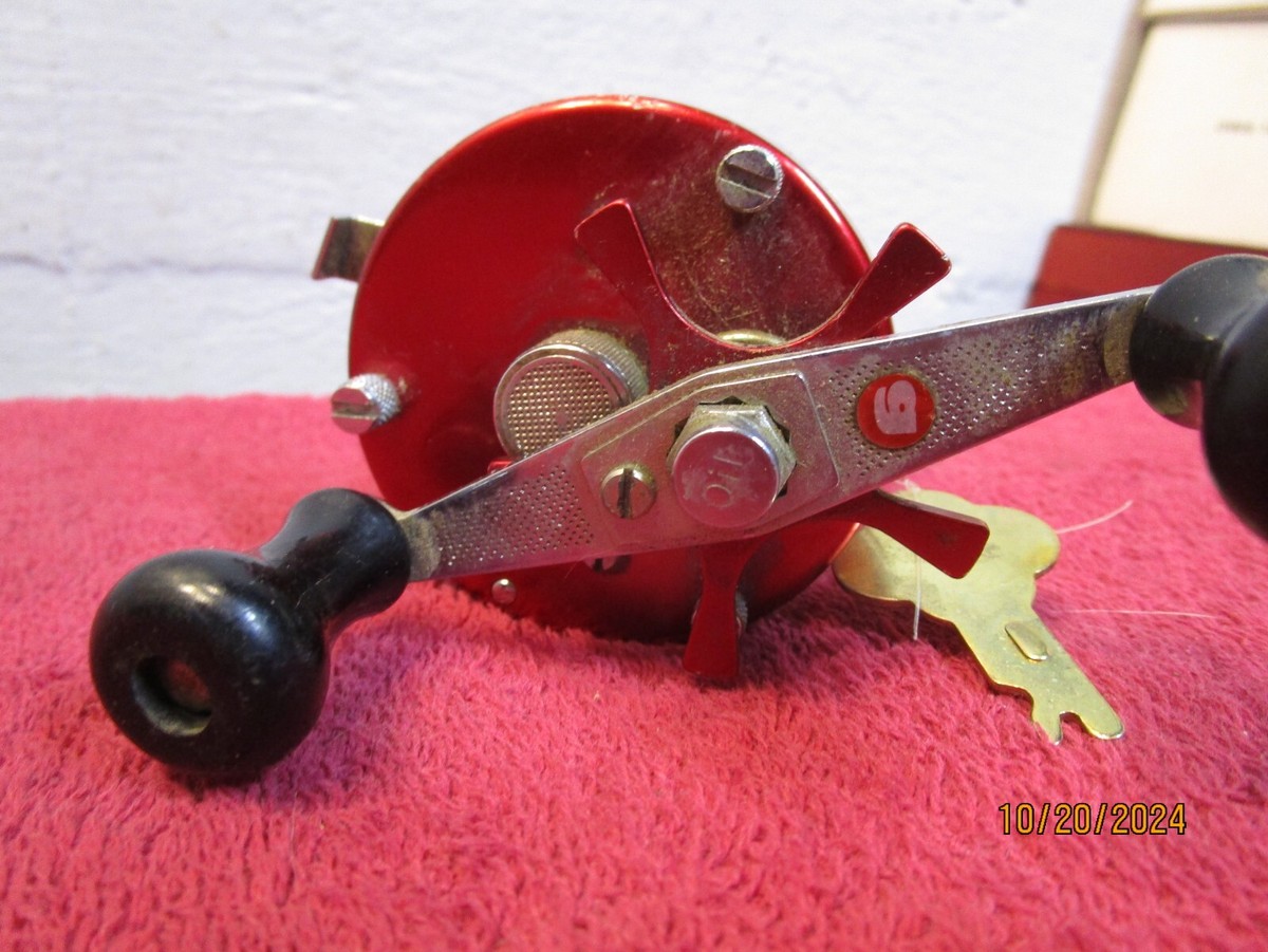 Vintage ABU GARCIA Ambassadeur No 5000A Reel Sweden Fishing Free