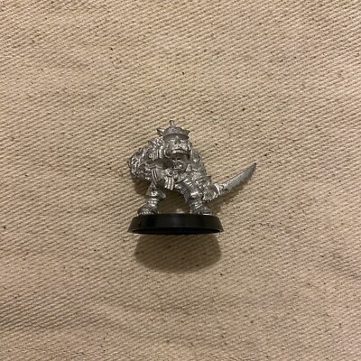 Games Workshop Warhammer 40,000 1990s Metal Ork With Spiked Helmet Gun And Knife