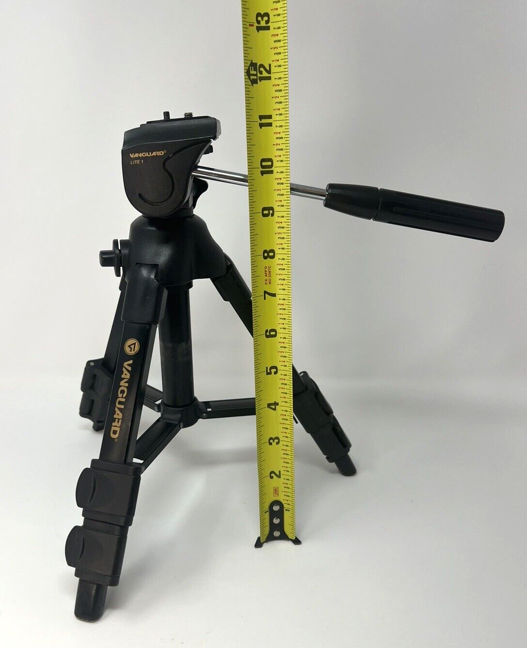 Leupold SX1 Ventana 1545x60 mm Spotting Scope & Vanguard Lite 1