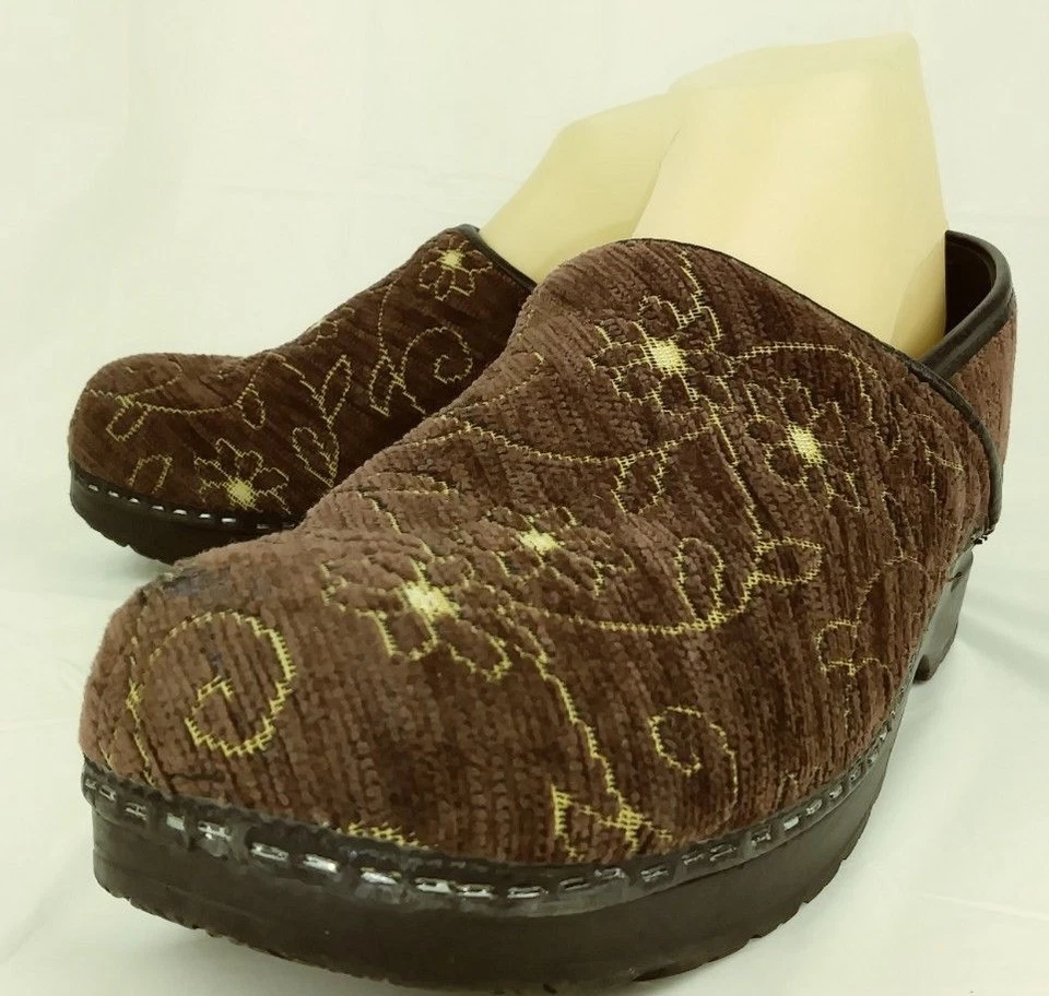 Zuecos daneses Sanita Wos EU41 US10.5 marrón floral punto de cruz zapatos de cuero 546 Foto 2 de 4