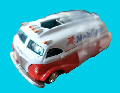 ミニカーHot Wheels 100% Mobil Oil Rocket Oil Amazon.com: Hot Wheels 100% Mobil Oil Rocket Oil : Toys & Games