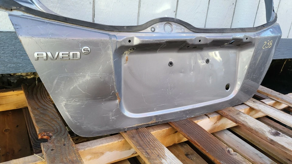 Chevrolet Aveo 5 2004-2011 portón trasero carcasa Foto 4 de 4