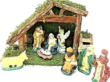 Vintage Christmas Nativity 9 Piece Set Wooden Stable: 8" X 13" X 6" Multicolored