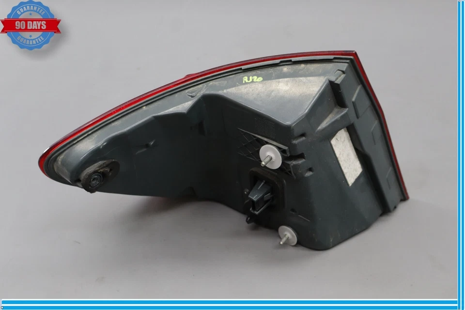 Lámpara de luz trasera exterior lado pasajero derecho BMW 535Xi F10 11-13 17346202 OEM Foto 4 de 4