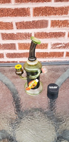 Unique Heavy Glass Water Pipe Hookah Tattoo Glass *USA* w/ Shredder Santa Cruz