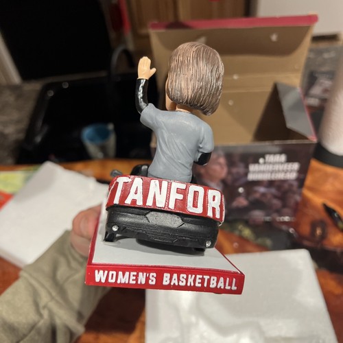 Tara VanDerveer Stanford Cardinal 2021 National Champions Bobblehead With Box - Picture 3 of 10
