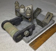 antique CENCO DEMONSTRATION bipolar electric MOTOR dynamo Science Lab APPARATUS