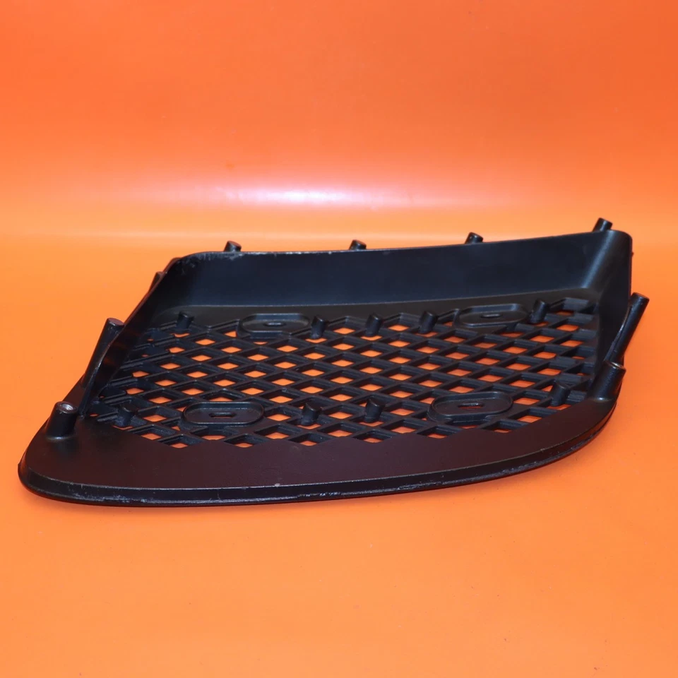 PARAGOLPES TRASERO REJILLA INFERIOR IZQUIERDA AUDI R8 SPYDER 2010 2011 2012 420807697B OEM Foto 4 de 4