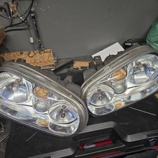 VOLKSWAGEN GOLF MK3 A3 1H Headlight Headlamp Right Side