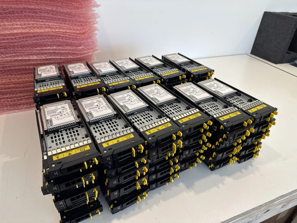 K2P91B P14220-001 HPE 3PAR 3.84TB SSD KIOXIA KPM51RUG3T84 Health 82-84 % - Image 3 of 4