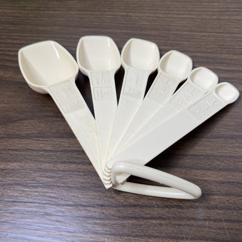 VTG TUPPERWARE Almond Color Measuring Spoon Set Of 6 Spoons + D Ring - Picture 6 of 9