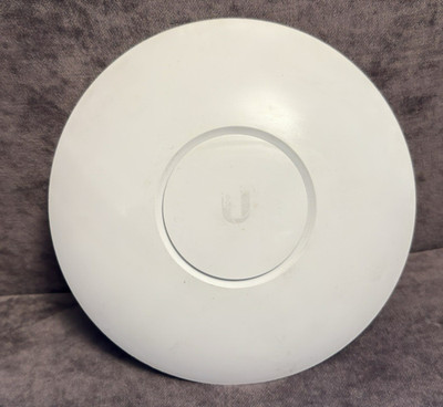 Ubiquiti Unifi AP AC PRO (UAP-AC-PRO-US) 802.11ac Wireless Access Point1300mbps