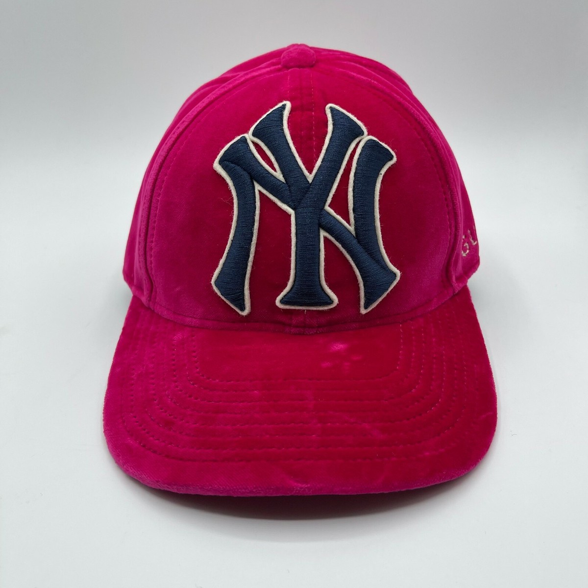 Gucci Unisex Pink Velvet NY New York Yankee Baseball Hat 57-61 cm
