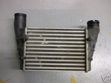 Ladeluftkühler Luftkühler 1.8T TDI AUDI A4 A6 VW Passat 3B 058145805A