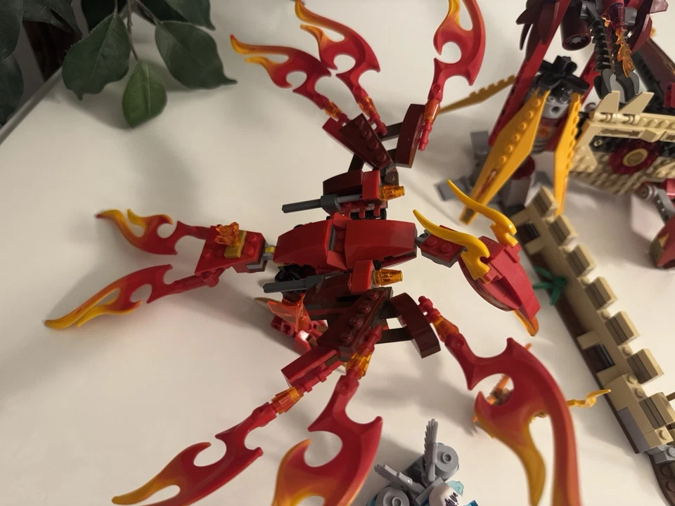 Lego Legends Of Chima Flying Phoenix Fire Temple 70146 & 70221 98% Complete - Image 3 of 4
