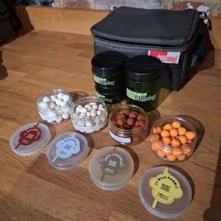 Used Carp Fishing Tackle Rare Carpology Insulated Bag Monkey Climber Hookbaits