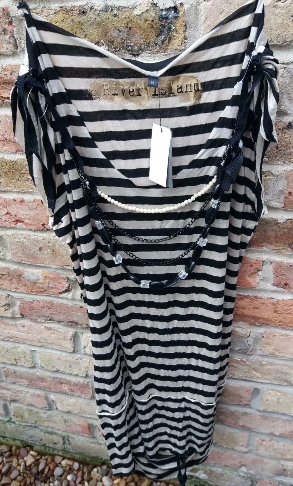 Brand new River Island Ladies Top