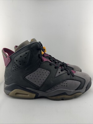 Air Jordan 6  Bordeaux  Size 8