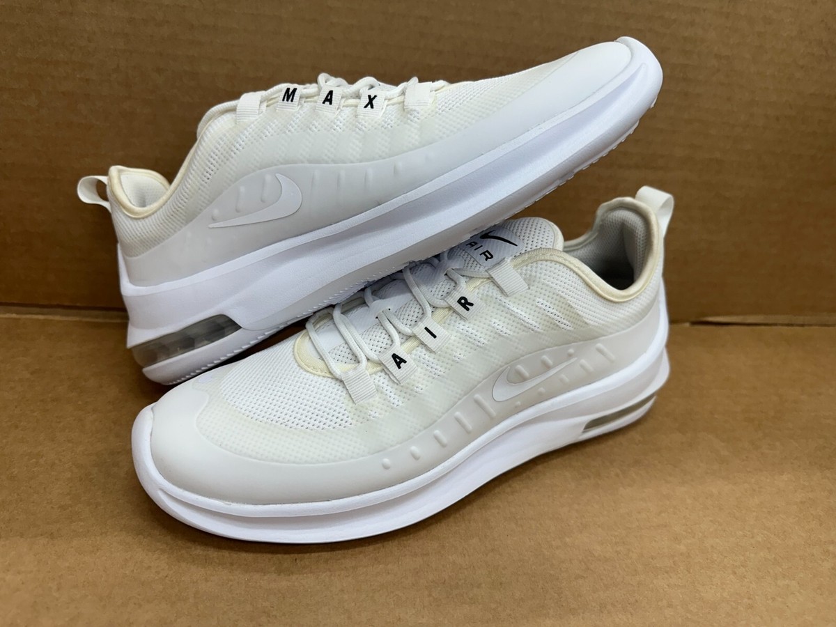 Nike Air Max Axis Size 7.5 Womens White Black Running Shoes AA2168