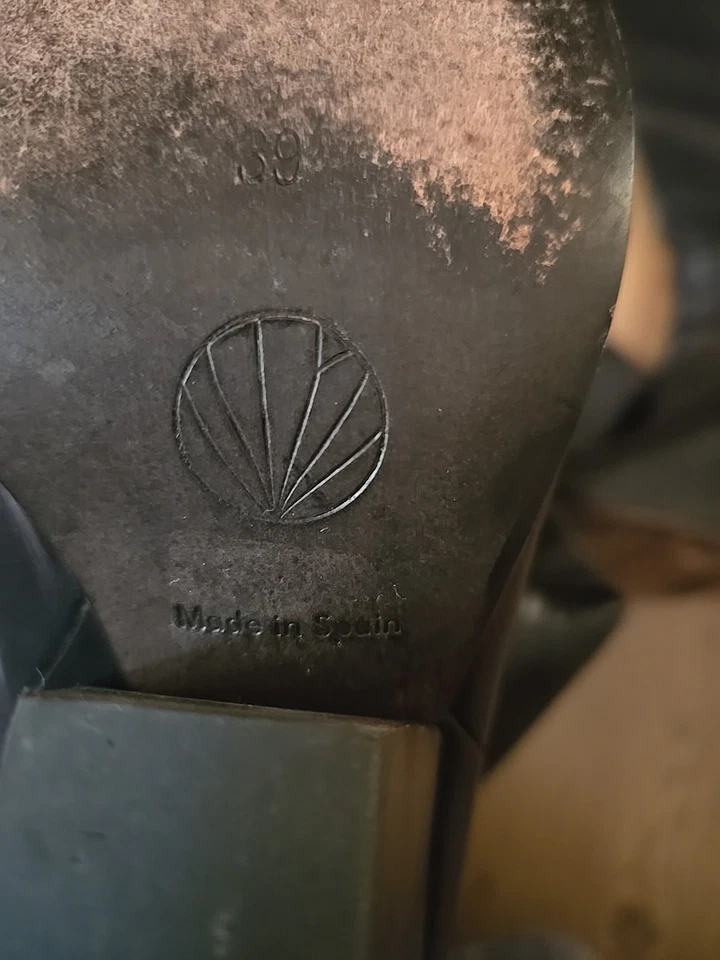 Bota Alta Coclico España Cuero Negra Con Tacón Marrón Talla 39 - 8.5 US Mujer Foto 4 de 4