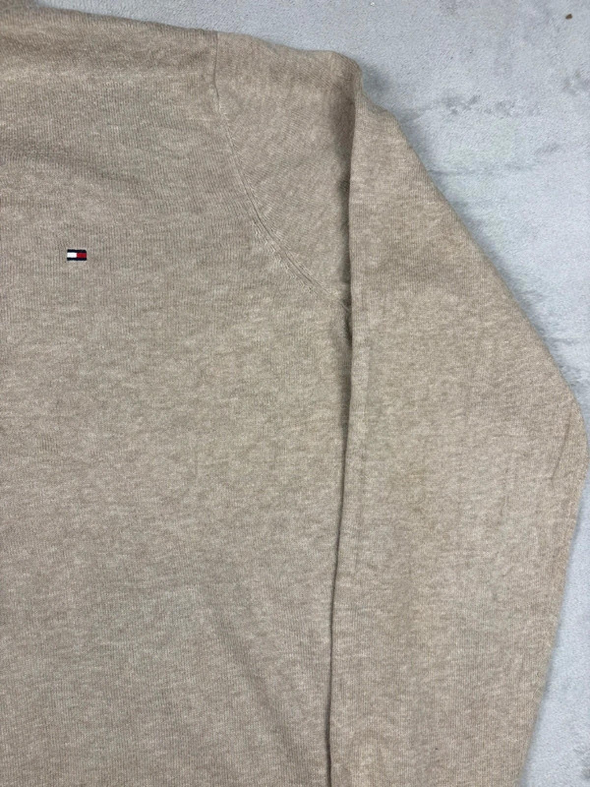 Tommy Hilfiger Essential V-Neck Jumper Beige Size Large image 3