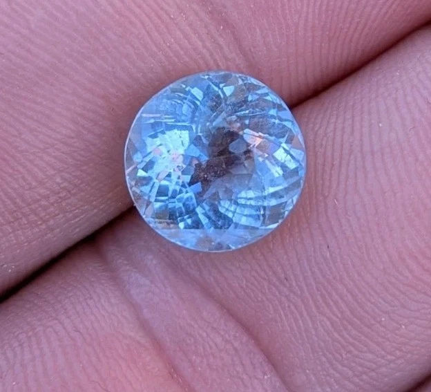 Gemas de piedras preciosas raras de aguamarina sin calefacción de 5,15 quilates de Madagascar  Foto 2 de 4