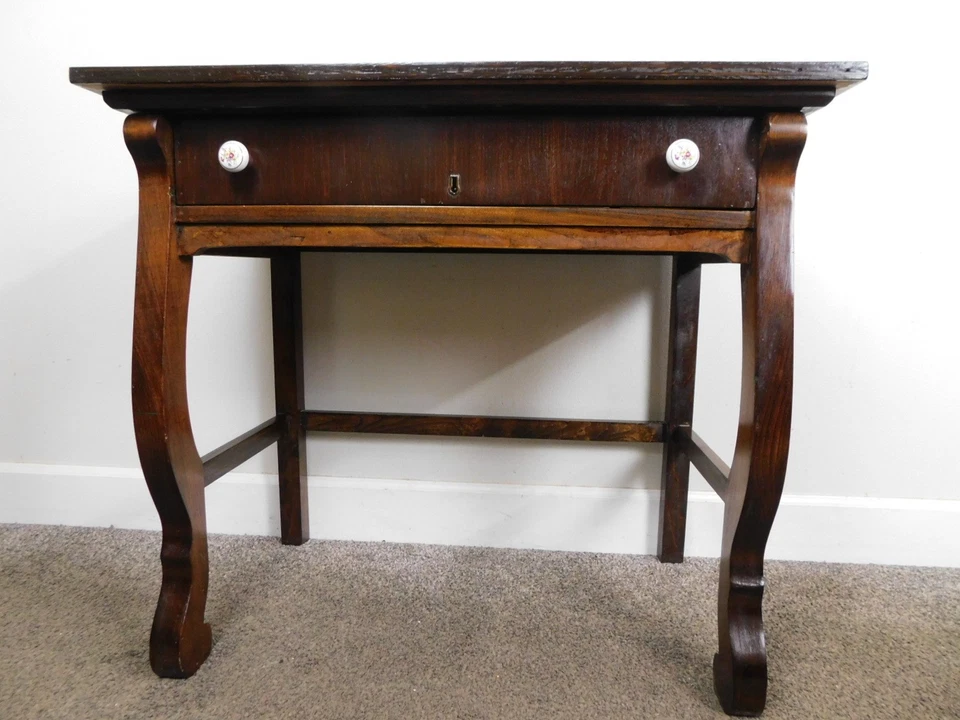 Antiguo tocador restaurado Imperio 31"W mesa de escritorio acabado oscuro con cajón ENVÍO 2 PUERTAS Foto 2 de 4