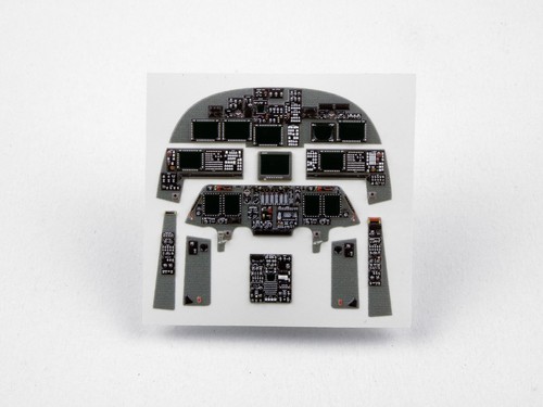 Red Fox QS-48126 1/48 Rockwell B-1B Lancer (Late) BE 3D Acrylic Instrument Panel - Picture 5 of 10