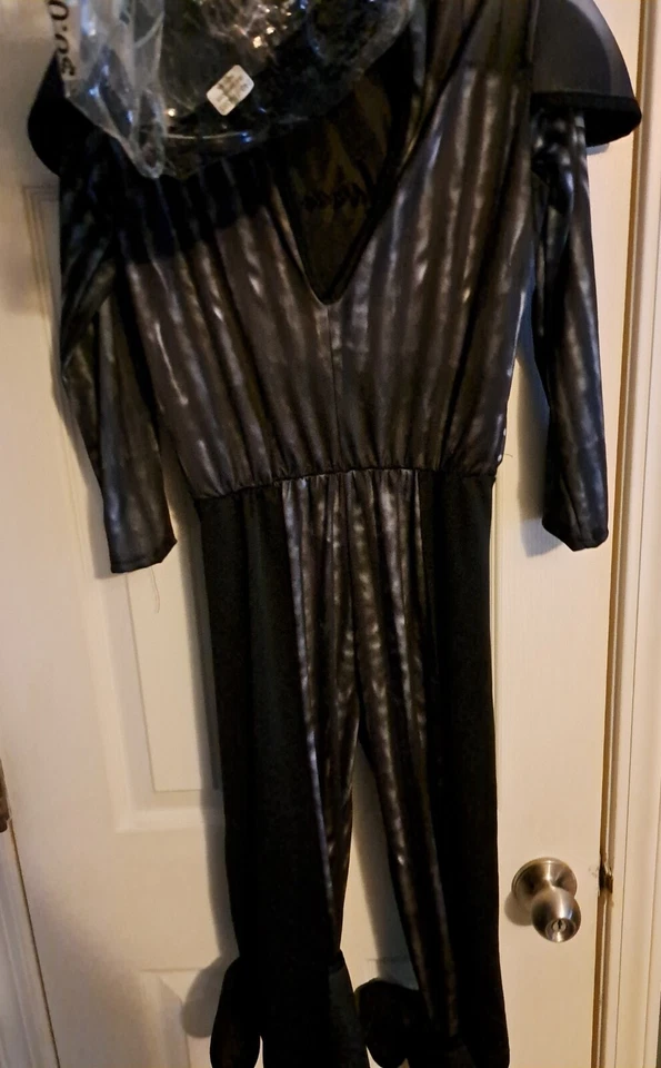 Boys Disney Star Wars Darth Vader Padded Jumpsuit & Mask Costume Small Cape - Image 4 of 4