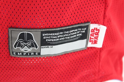 adidas ❌ STAR WARS コラボ　リバーシブルベスト　サイズM adidas ❌ STAR WARS コラボ リバーシブルベスト サイズM adidas