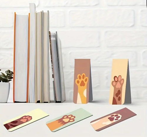Set Of 4 Cute Animal Paw Print Magnetic Bookmarks Great For Kids And Adults - Picture 3 of 5