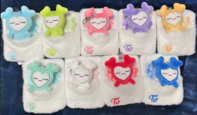 NEW*2025 TWICE LOVELYS Futon Reel Pass Case GIGO Limited Japan